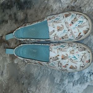 Tom's shoes
